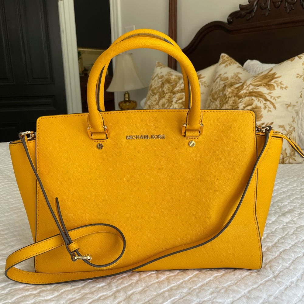 MICHAEL KORS Selma satchel